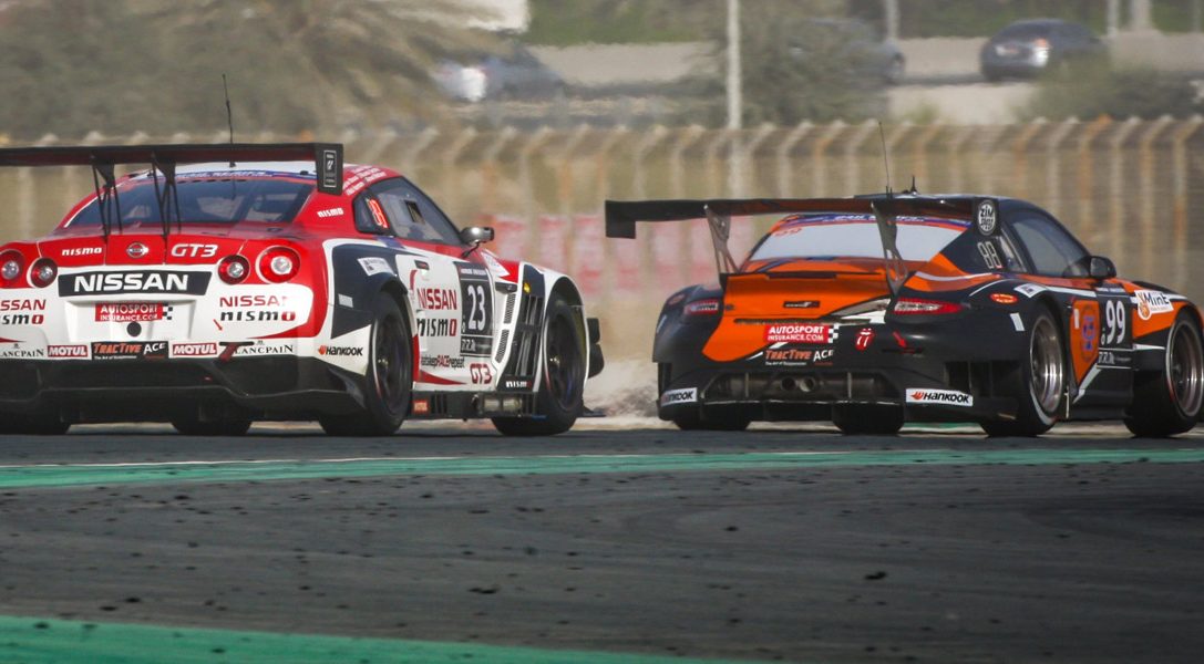 Les vainqueurs de la GT Academy 2014 sur le podium des 24 Heures de Dubai