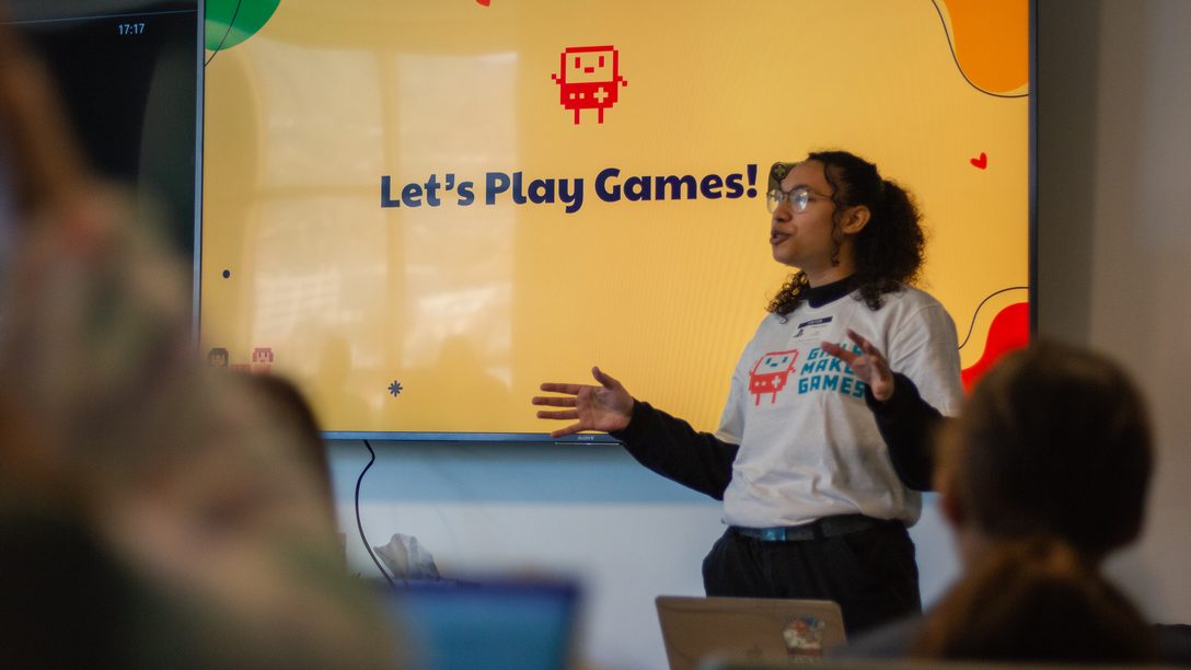 Résumé : Les ateliers de Girls Make Games dans les studios PlayStation